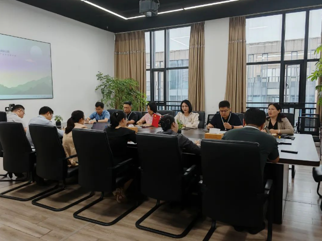 商達(dá)公用組織召開(kāi)2024年第一次股東會(huì)暨董事會(huì)、監(jiān)事會(huì)會(huì)議精神宣貫會(huì)
